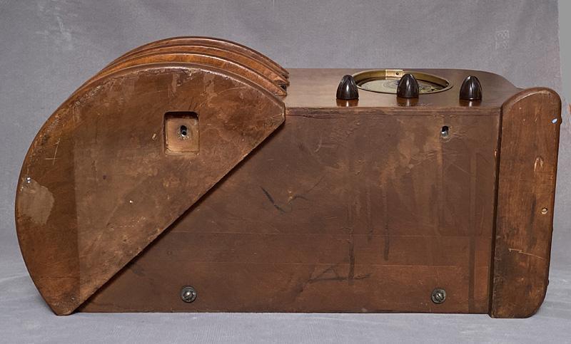 CLIMAX (GTV) 60 Oval Dial Tube Wood Radio