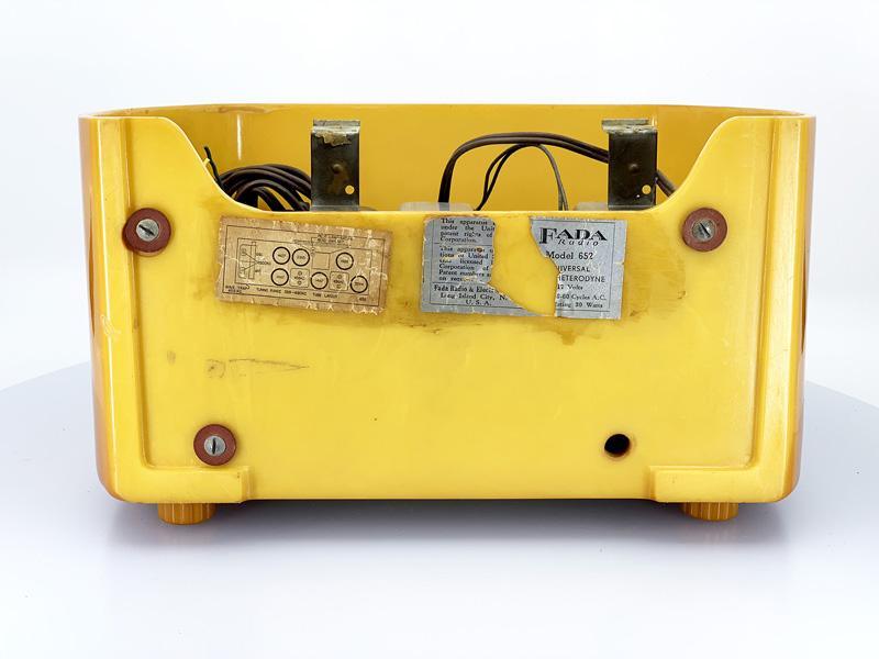 FADA 652 Catalin Radio "Open Grille" Tube Radio- "Temple"