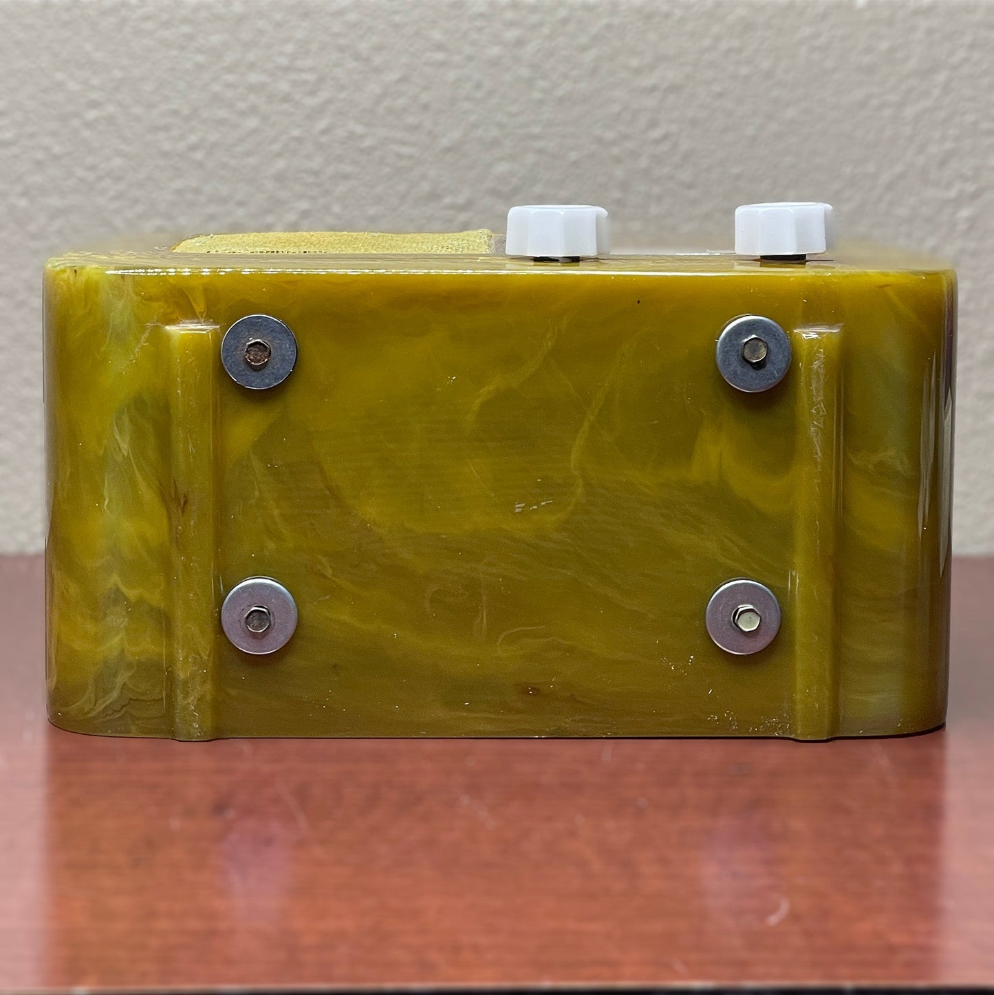 FADA 711 "Dip Top" Catalin Radio Green Onyx