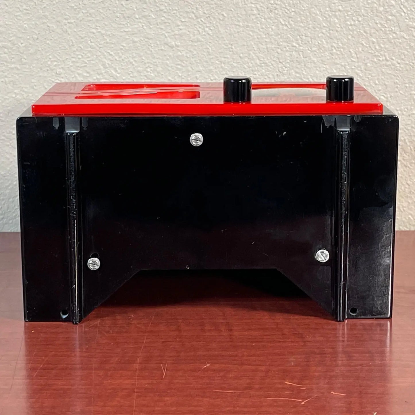 Motorola 51X15 "S" Grille Catalin Radio Black and Red