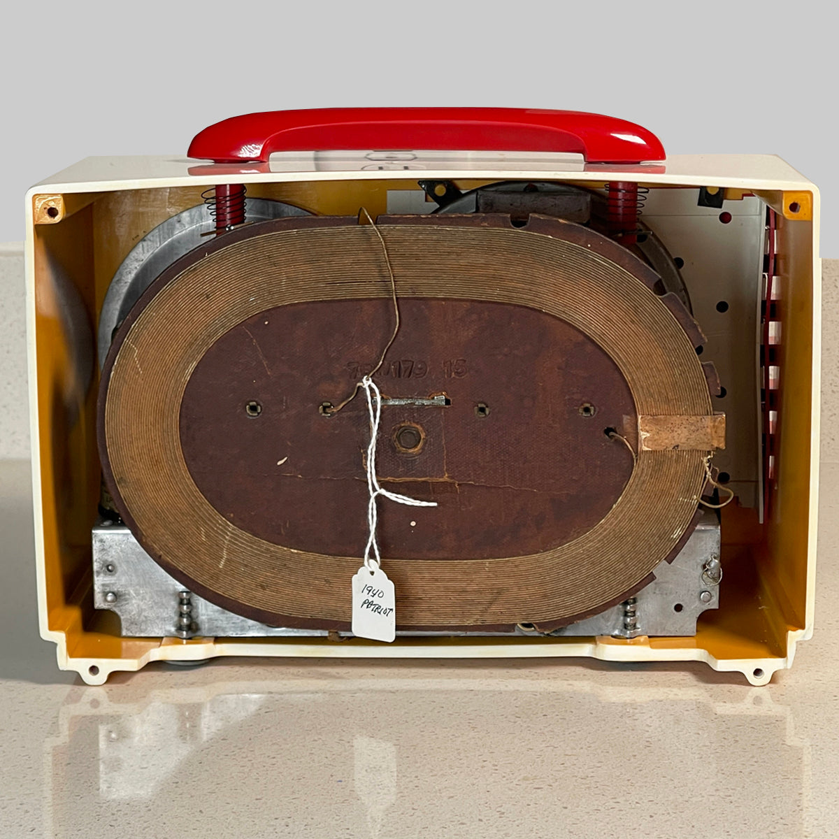 Emerson 400 "Patriot" Catalin Radio, White/All Red Restoration #3