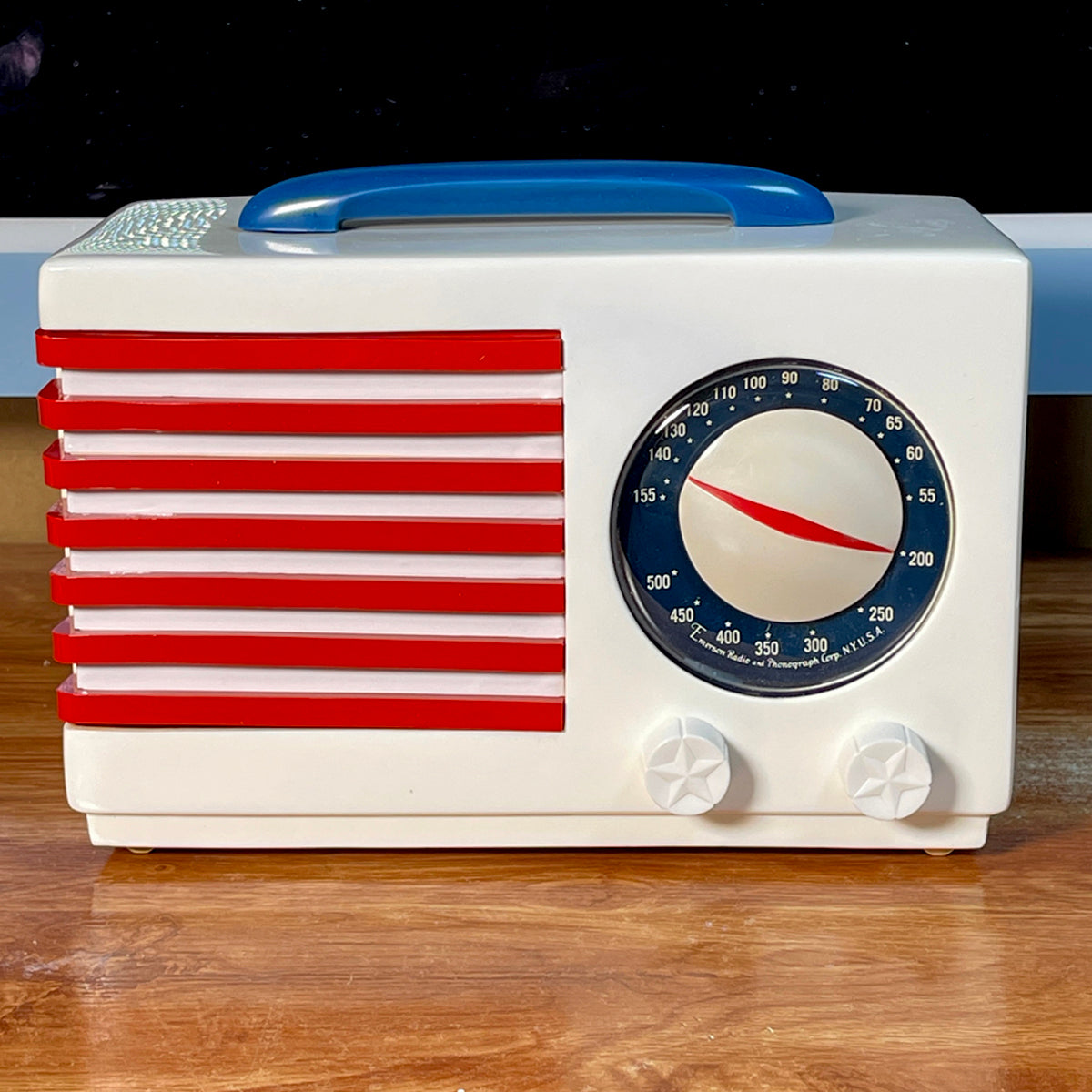 Emerson 400 "Patriot" Catalin Radio, White Restoration #2