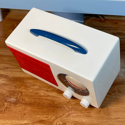 Emerson 400 "Patriot" Catalin Radio, White Restoration #2