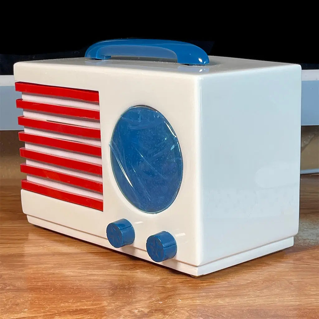 Emerson 400 "Patriot" Catalin Radio, White and Blue Restoration #3