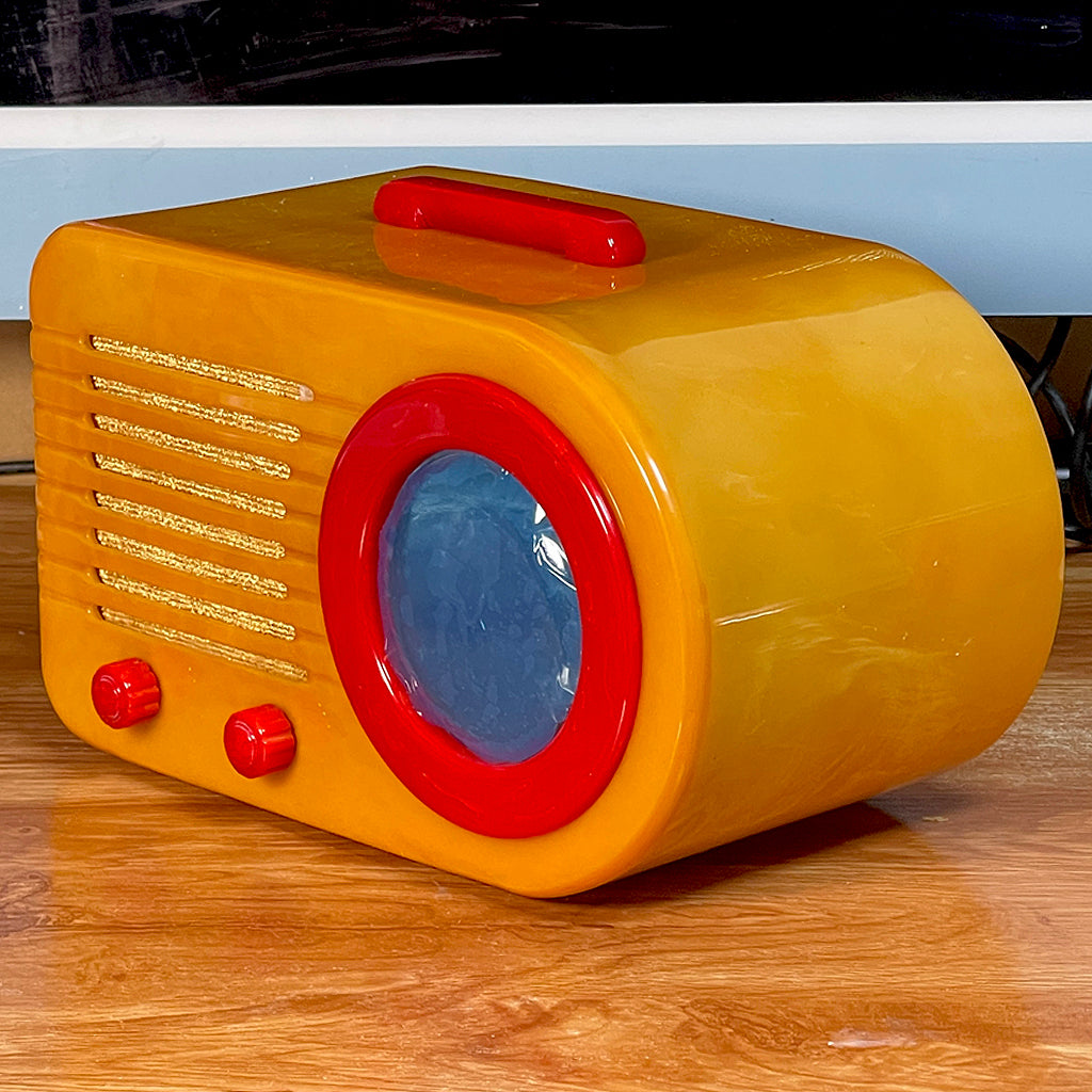 FADA 1000 "Bullet" Butterscotch and Red Catalin Radio Restoration