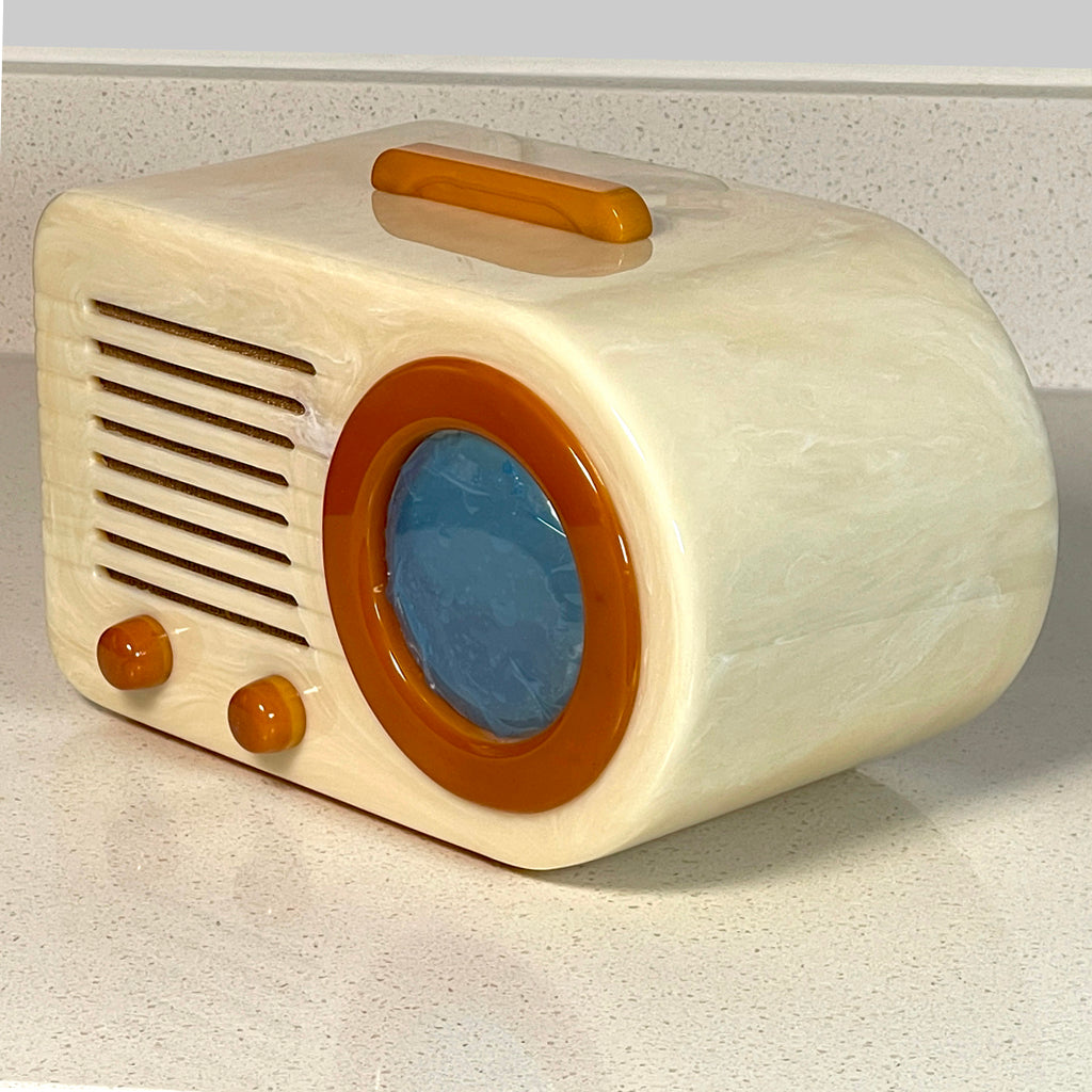 FADA 1000 Alabaster and Dark Butterscotch Catalin Radio Restoration