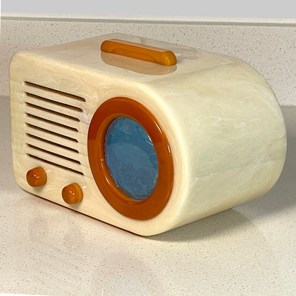 FADA 1000 Alabaster and Dark Butterscotch Catalin Radio Restoration