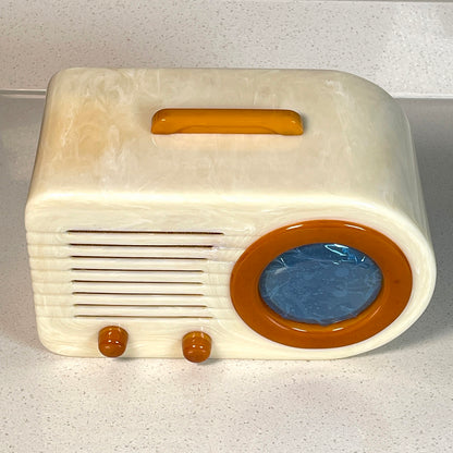 FADA 1000 Alabaster and Dark Butterscotch Catalin Radio Restoration