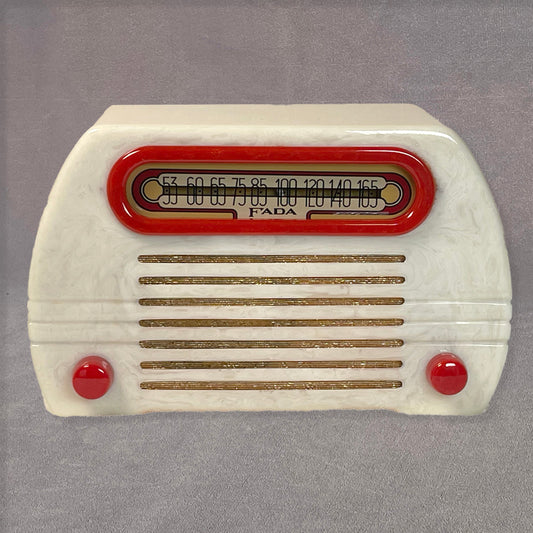 FADA 652 "Temple" Catalin Radio