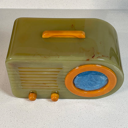 FADA 115 "Streamliner" Onyx Green Catalin Radio Restoration