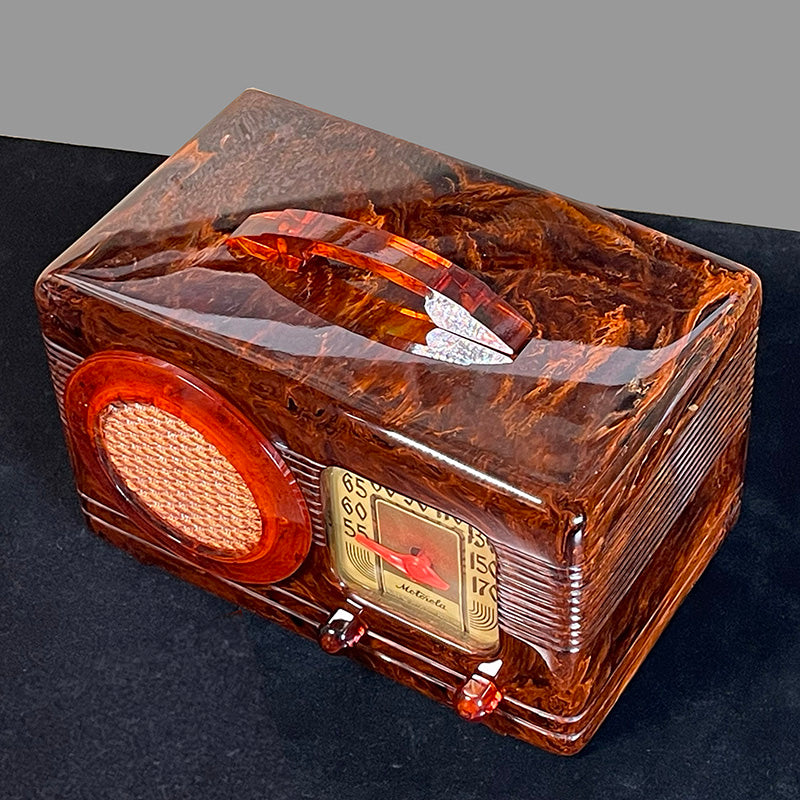 Motorola 50XC-4 'Circle Grille' Catalin Radio- Tortoise