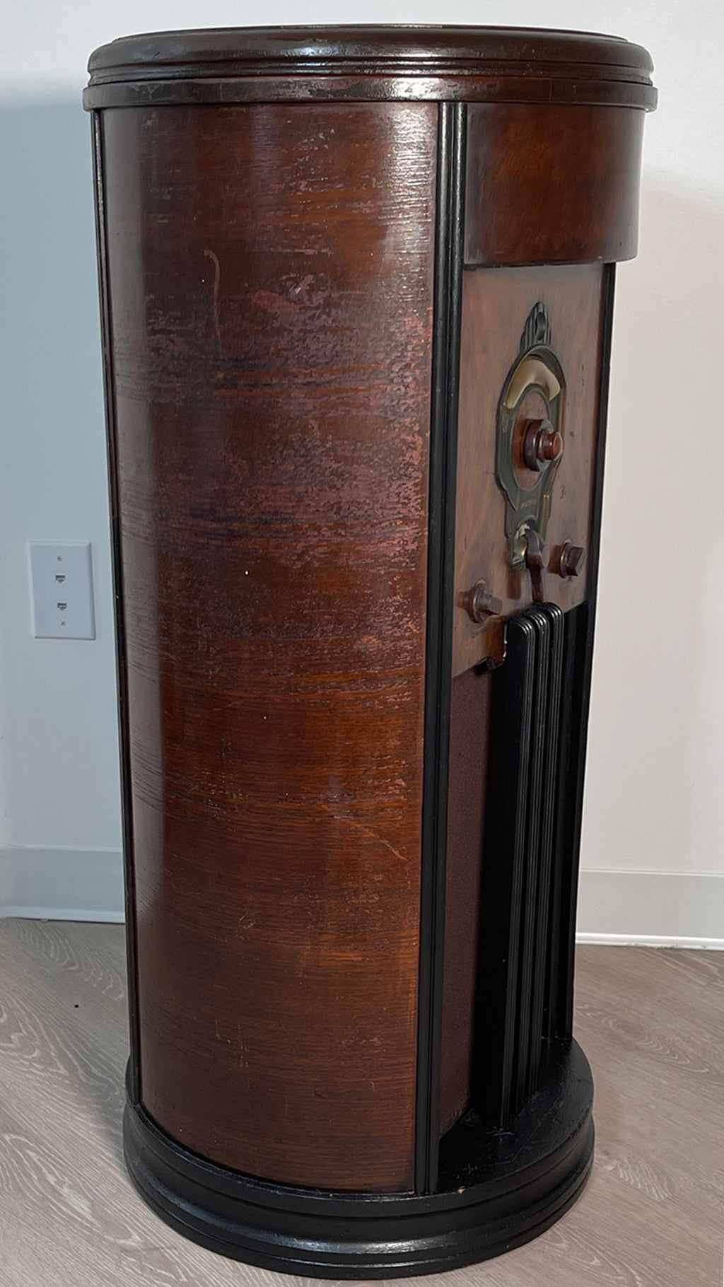 Motorola 9R Phonograph Radio Circular Console #2