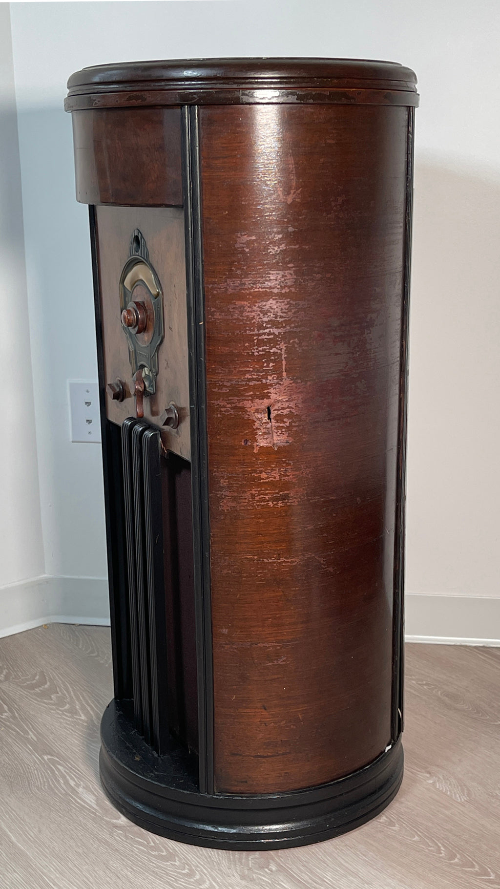 Motorola 9R Phonograph Radio Circular Console #2