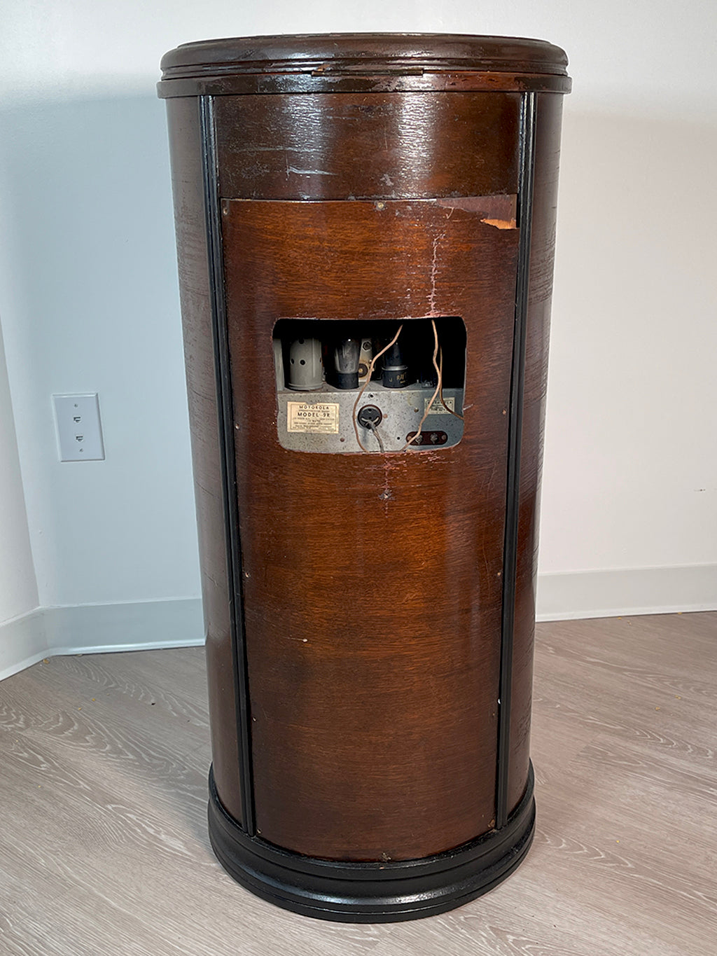 Motorola 9R Phonograph Radio Circular Console #2