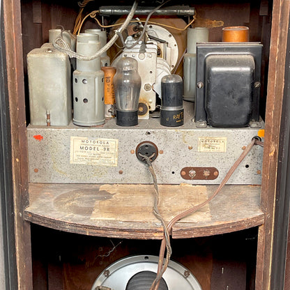 Motorola 9R Phonograph Radio Circular Console #2