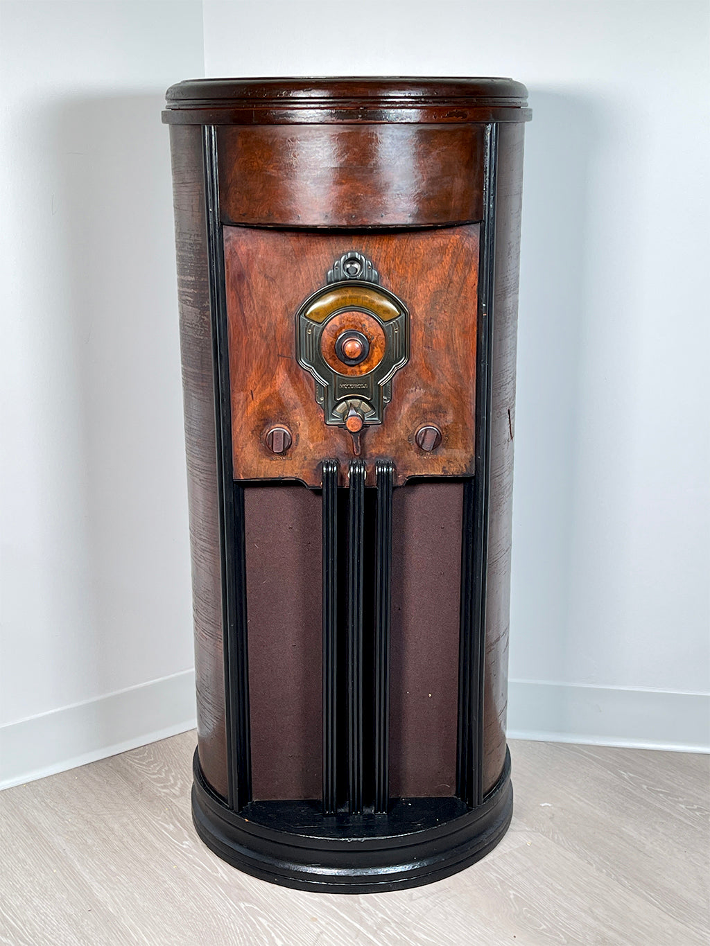 Motorola 9R Phonograph Radio Circular Console #2