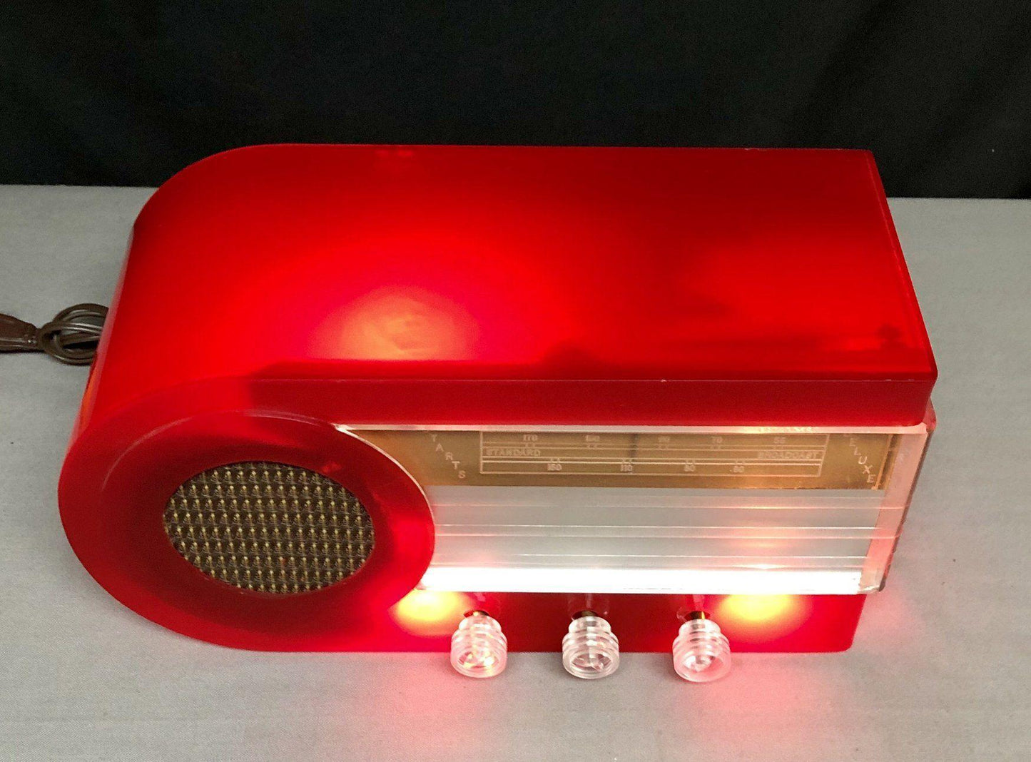 Cyarts B Plastic Radio- Red