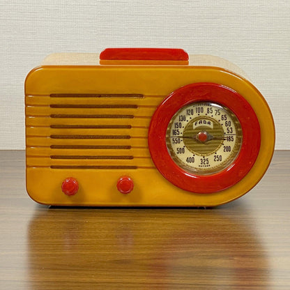 FADA 1000 "Bullet" Catalin Radio Yellow/Red