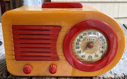 FADA 1000 Insert Grill Bullet Catalin Radio Yellow and Red