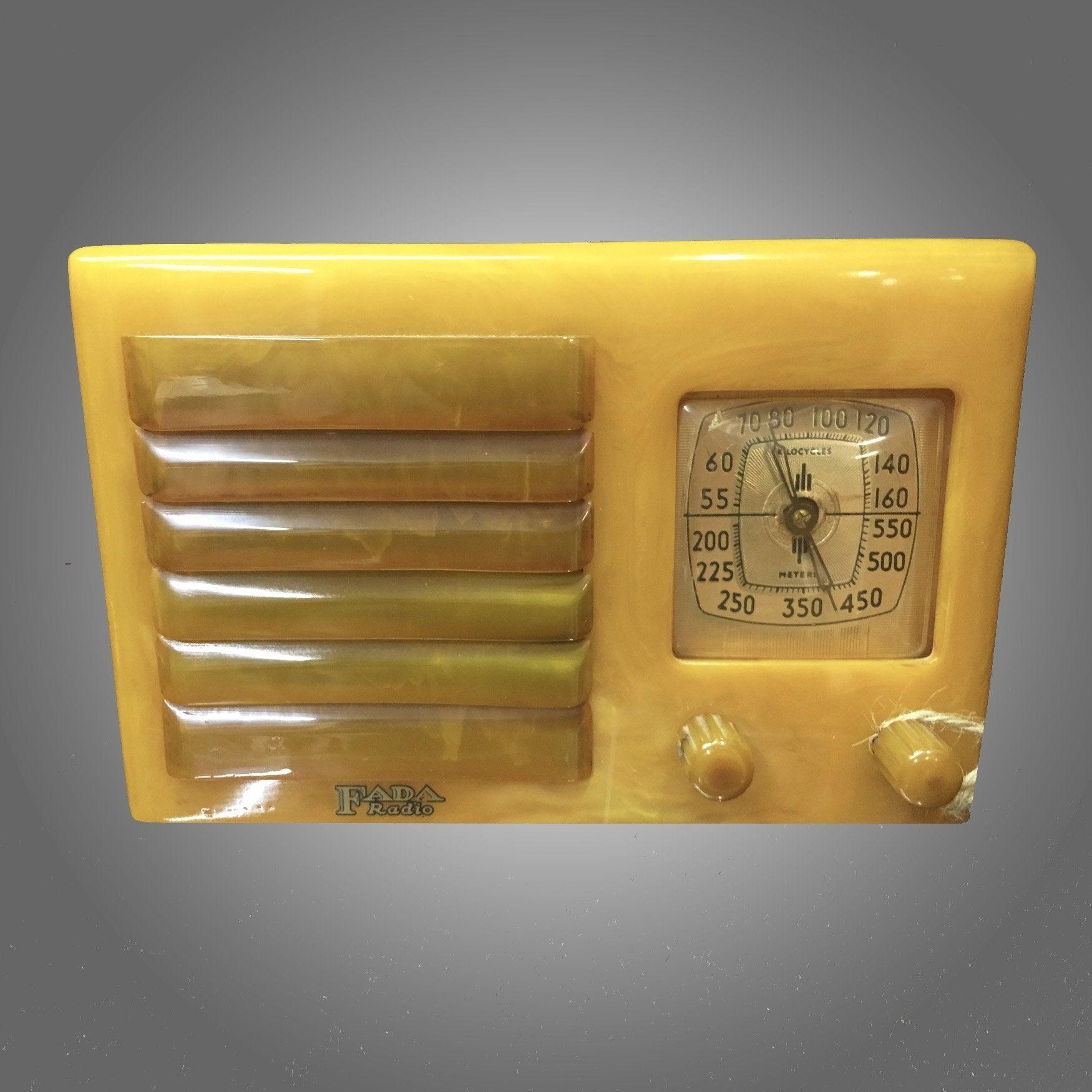 FADA 5F60 Catalin Radio - Onyx Grille