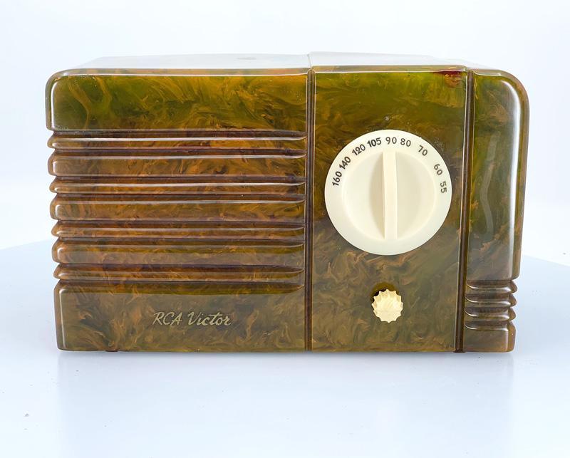 RCA Catalin Radio Victor 9TX Green Swirl- "Little Nipper"