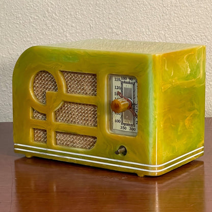 Tom Thumb 933 "Deco" Catalin Radio- Nile Green